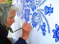 A avó que transformou a sua pequena aldeia numa obra de arte